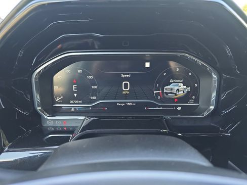 Used 2023 GMC Sierra 1500 Elevation AWD/4WD image 19