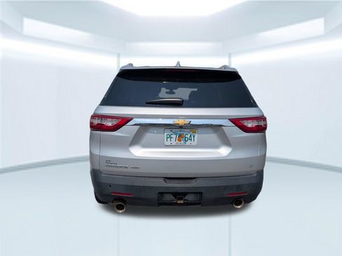 Used 2018 Chevrolet Traverse LT AWD/4WD image 5