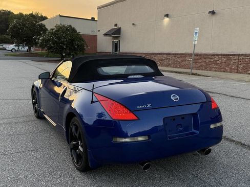 Used 2007 Nissan 350Z Touring image 6