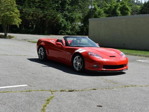 Used 2010 Chevrolet Corvette Grand Sport w/ Preferred Equipment Group RWD image 9