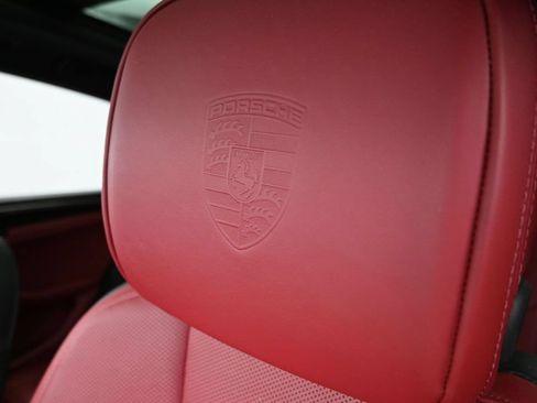 Certified 2024 Porsche Macan S AWD/4WD image 10