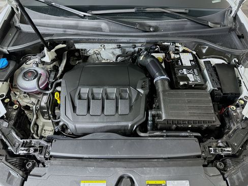 Used 2025 Audi Q3 2.0T Premium image 33