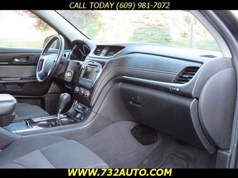 Used 2016 Chevrolet Traverse LT w/ Style and Technology Package AWD/4WD image 6