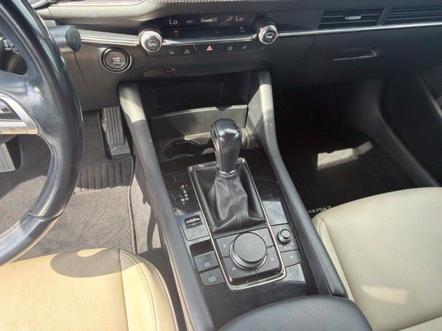 Used 2019 MAZDA MAZDA3 AWD Hatchback w/ Preferred Pkg image 23