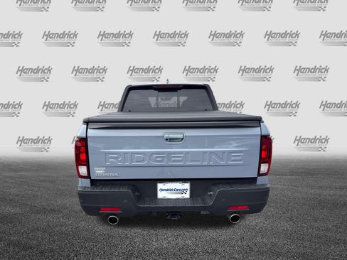Certified 2025 Honda Ridgeline Black Edition image 33