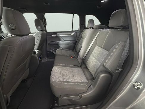 Certified 2025 GMC Acadia Elevation image 29