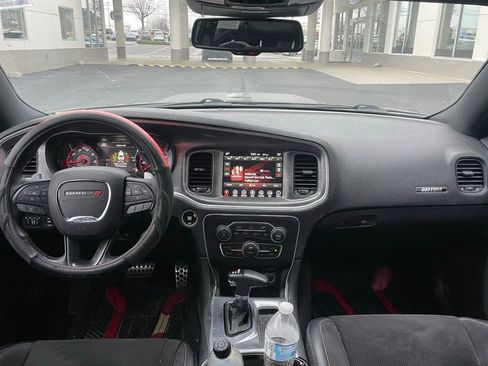 Used 2017 Dodge Charger R/T image 5