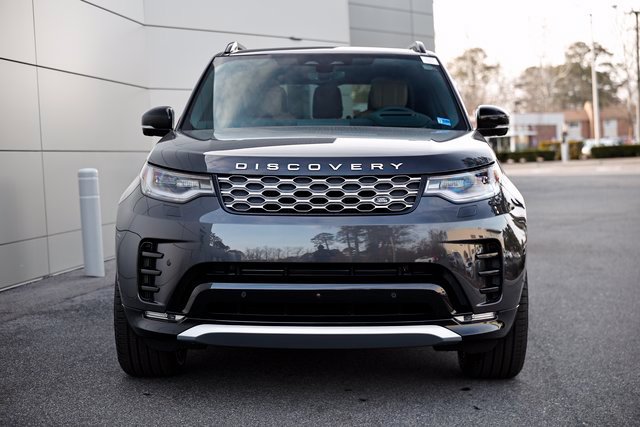 New 2026 Land Rover Discovery Limited Edition AWD/4WD image 18