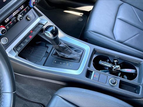 Used 2020 Audi Q3 2.0T Premium Plus w/ Premium Plus Package image 15