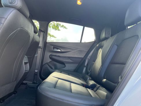 Used 2025 Buick Envista Sport Touring image 23