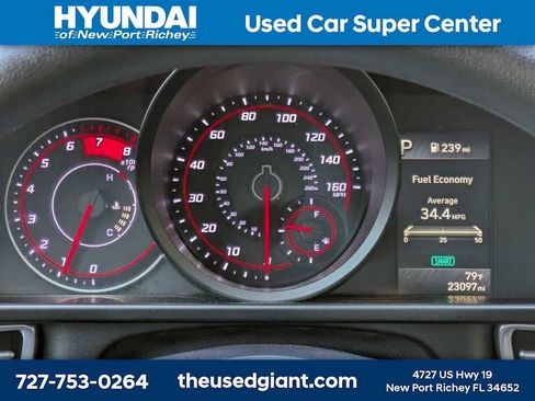 Used 2023 Hyundai Elantra SEL image 27