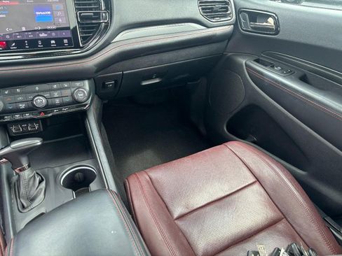 Used 2024 Dodge Durango GT AWD/4WD image 16