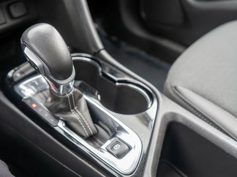 Used 2023 Buick Encore GX Select w/ Sport Touring Package image 31