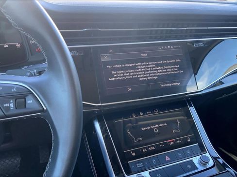 Used 2025 Audi Q7 3.0T Premium Plus image 7