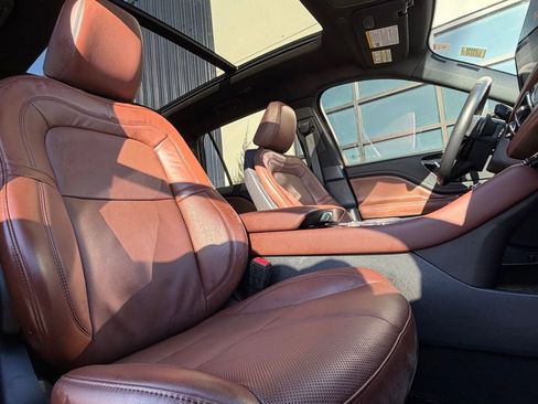 Used 2025 Lincoln Aviator Reserve w/ Jet Appearance Package image 21