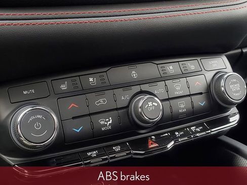 Used 2023 Dodge Durango R/T image 33