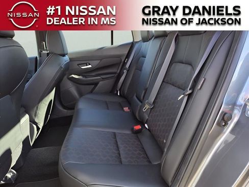New 2026 Nissan Sentra SR w/ SR Premium Package FWD image 16