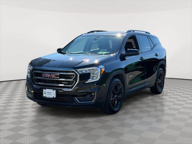 Used 2024 GMC Terrain AT4 w/ Tech Package AWD/4WD image 3