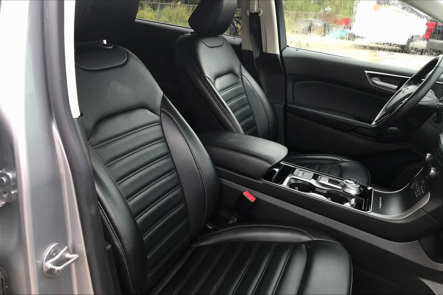 Used 2020 Ford Edge SEL FWD image 9