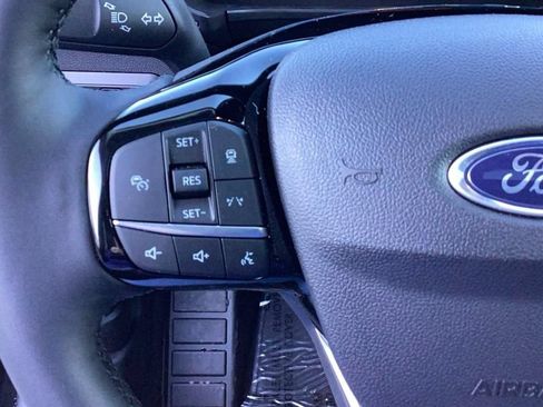 Used 2024 Ford Escape SE w/ PHEV Premium Package FWD image 17