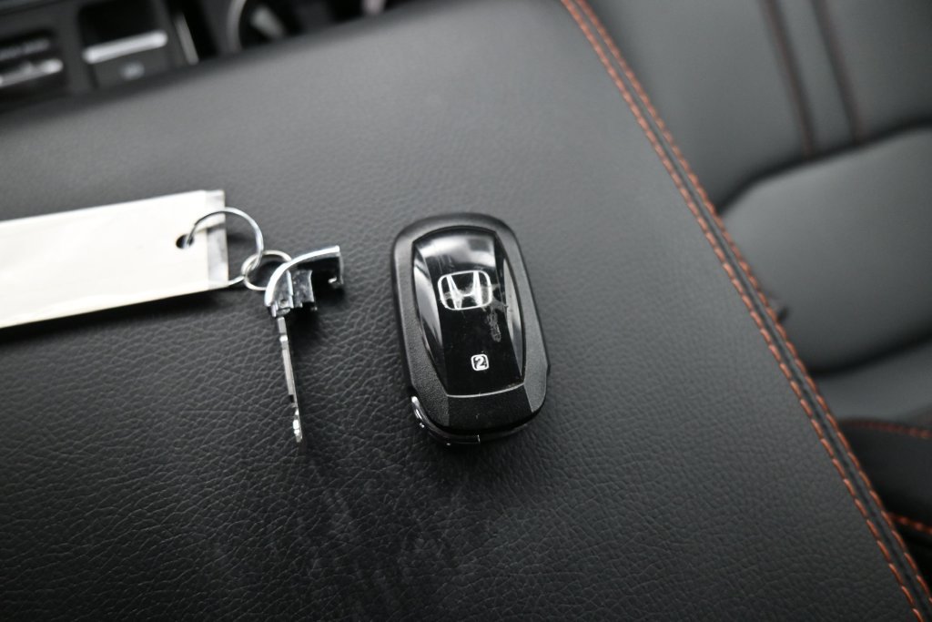 Used 2025 Honda Pilot TrailSport image 22