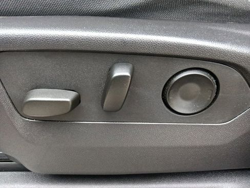 Used 2024 Chevrolet Silverado 1500 LT Trail Boss w/ Convenience Package II image 16