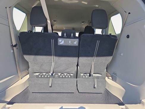 Used 2021 Chrysler Voyager LX w/ Cold Weather Group image 32