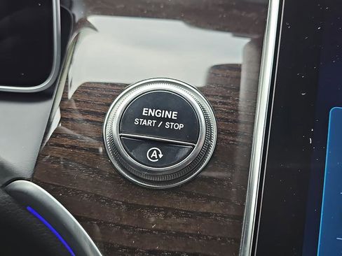 New 2026 Mercedes-Benz GLC 300 4MATIC image 14