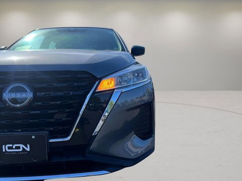 Used 2024 Nissan Kicks S image 30