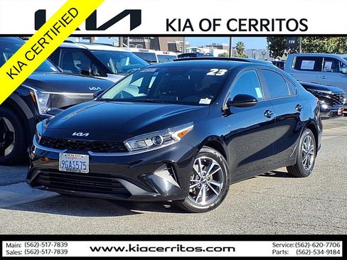 Certified 2023 Kia Forte LXS FWD image 1