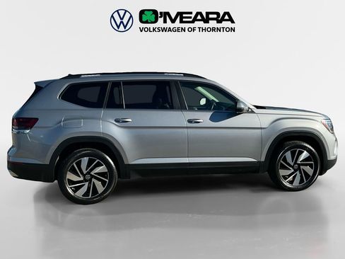 Used 2025 Volkswagen Atlas SE image 6