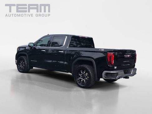 Used 2022 GMC Sierra 1500 SLT AWD/4WD image 5