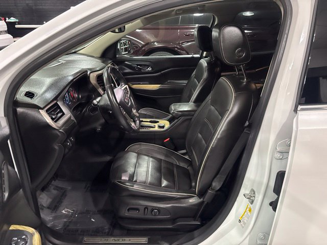 Used 2017 GMC Acadia Denali w/ Technology Package AWD/4WD image 15