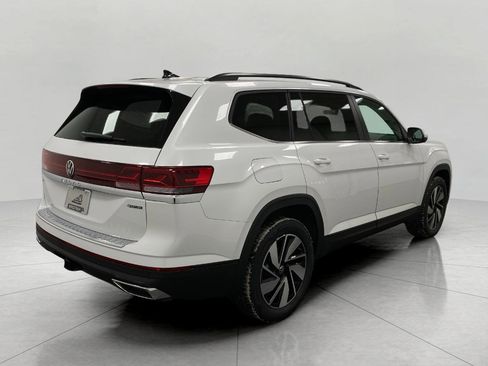 New 2026 Volkswagen Atlas SE image 3