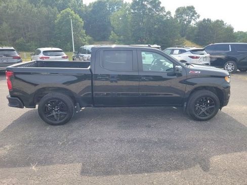 Used 2025 Chevrolet Silverado 1500 RST AWD/4WD image 4
