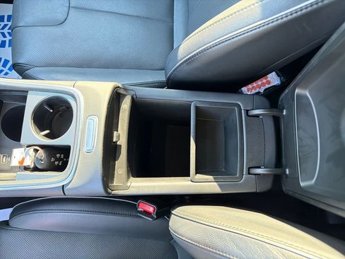 Used 2023 Hyundai Santa Fe Limited image 31