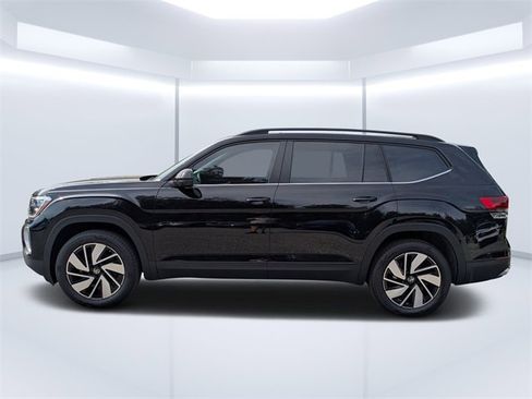 New 2026 Volkswagen Atlas SE image 6