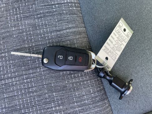 Used 2024 Ford F350 XLT image 27