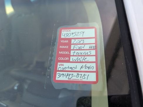 Used 2013 Ford Taurus SE FWD image 22