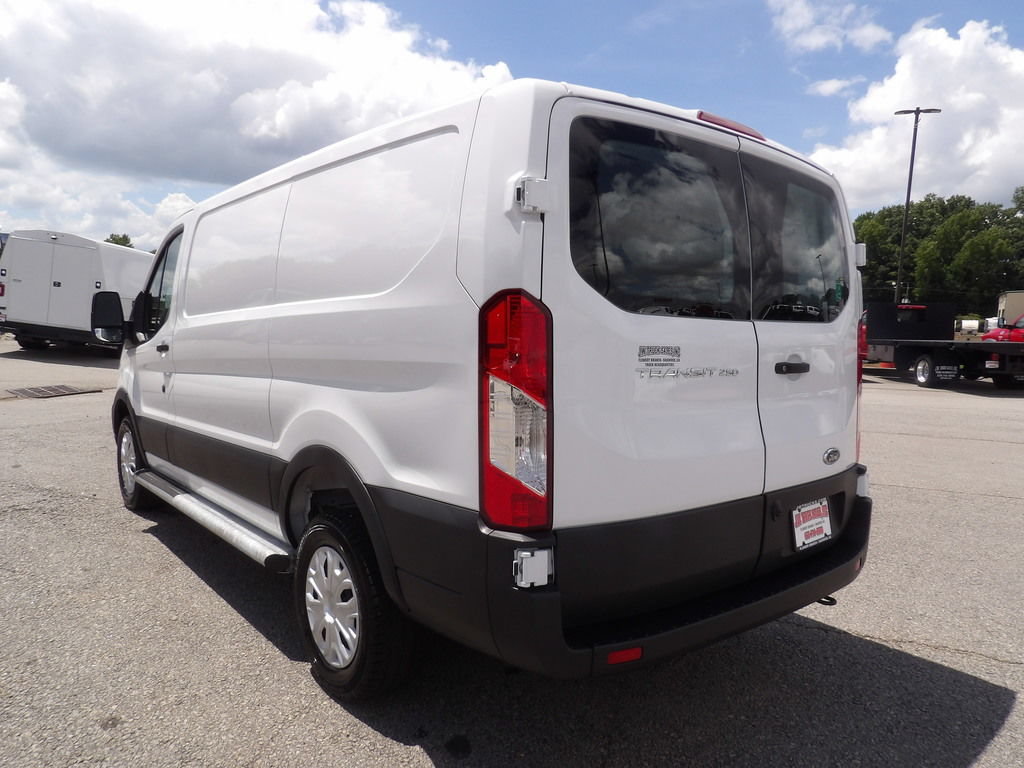 Used 2025 Ford Transit 250 Low Roof w/ Exterior Upgrade Package RWD image 5