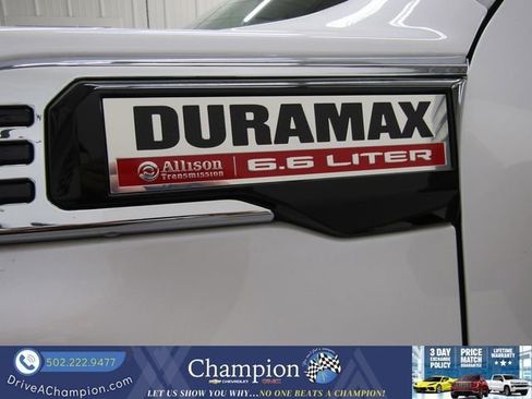 Used 2024 GMC Sierra 2500 Denali w/ Denali Reserve Package AWD/4WD image 4