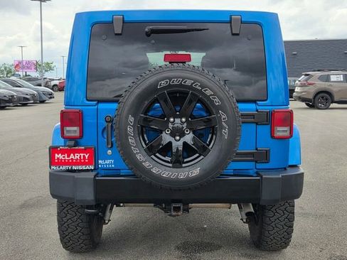 Used 2014 Jeep Wrangler Unlimited Sahara image 6