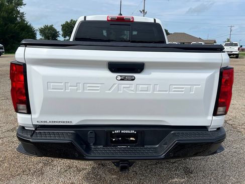 Used 2024 Chevrolet Colorado Trail Boss w/ Advanced Trailering Package AWD/4WD image 4