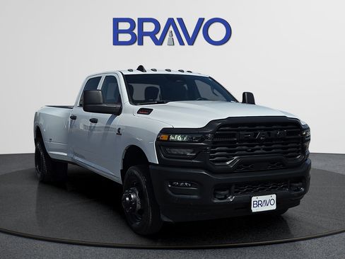 Used 2025 RAM 3500 Tradesman AWD/4WD image 6
