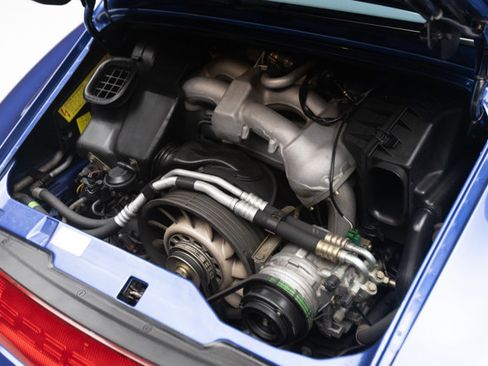 Used 1996 Porsche 911 image 35