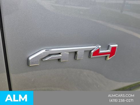 Used 2024 GMC Yukon AT4 w/ Technology Package AWD/4WD image 3