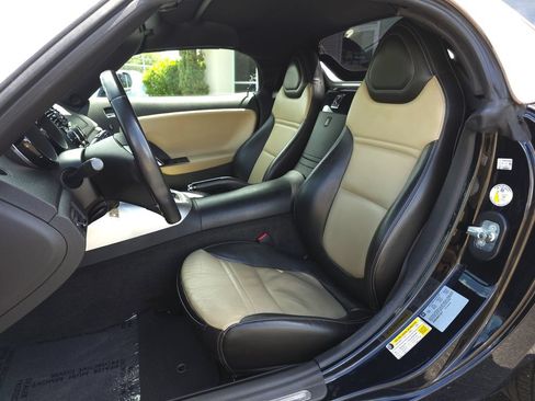 Used 2008 Saturn Sky w/ Premium Trim Package RWD image 14