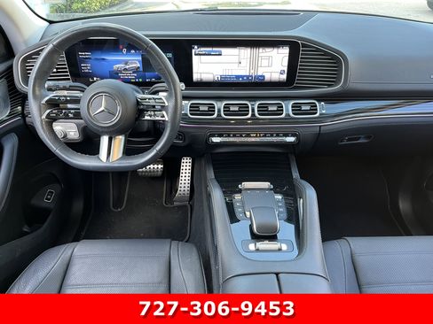 Used 2024 Mercedes-Benz GLS 580 4MATIC image 18