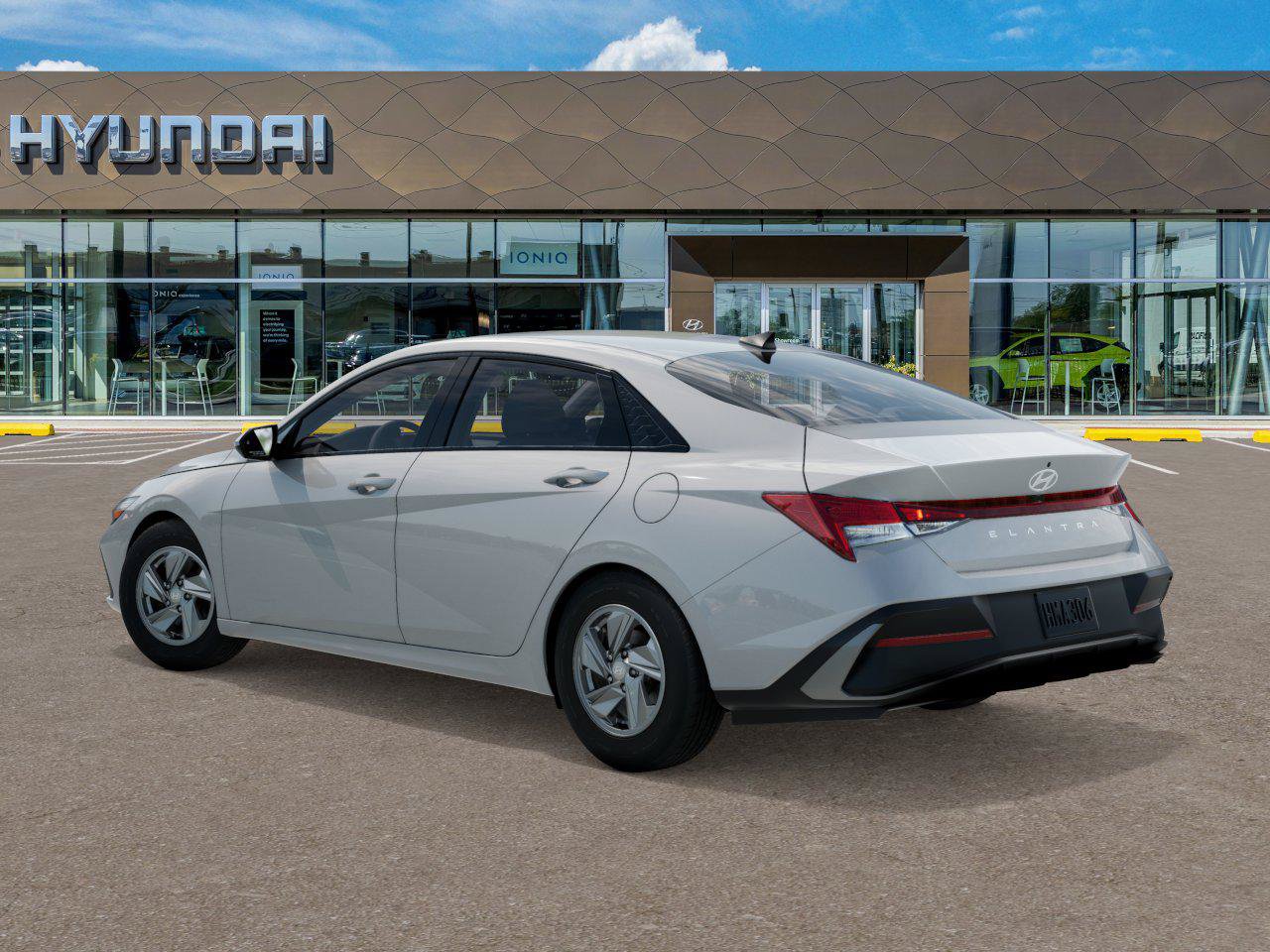 New 2026 Hyundai Elantra SE FWD image 5