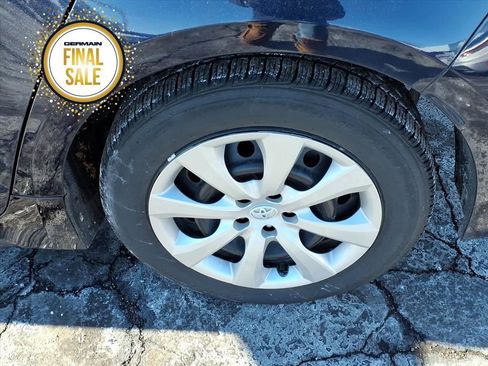 Used 2024 Toyota Corolla LE image 8